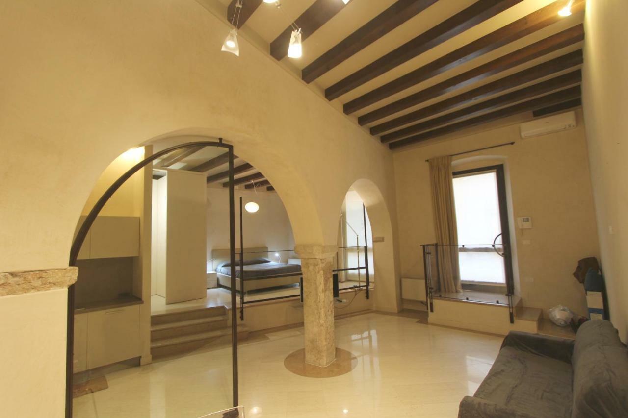 Appartement Loft Corticella à Vérone Extérieur photo